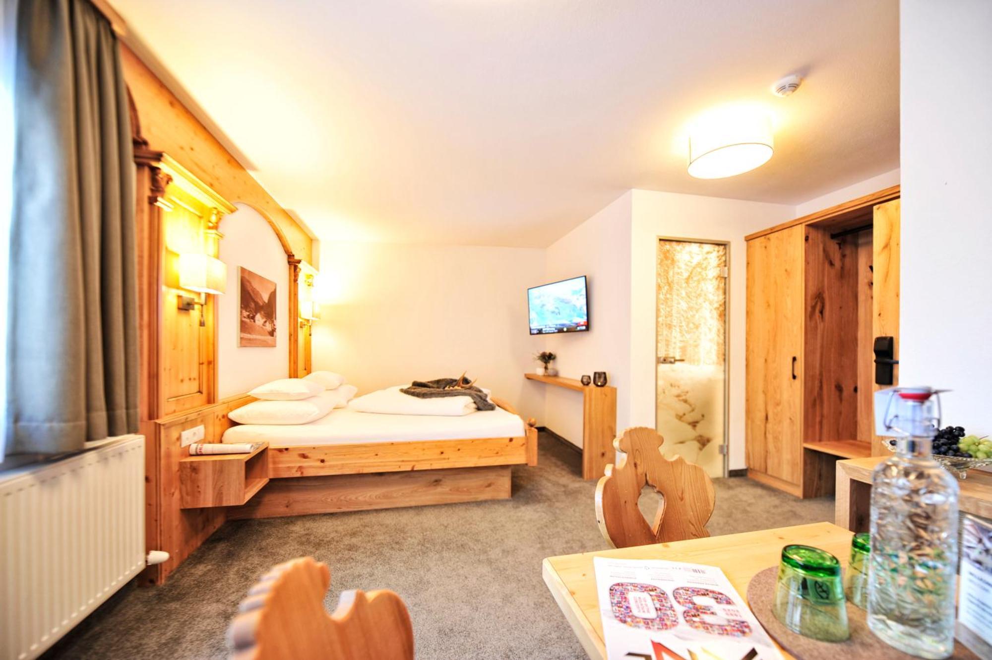 Hotel Garni Bellevue Ischgl Extérieur photo